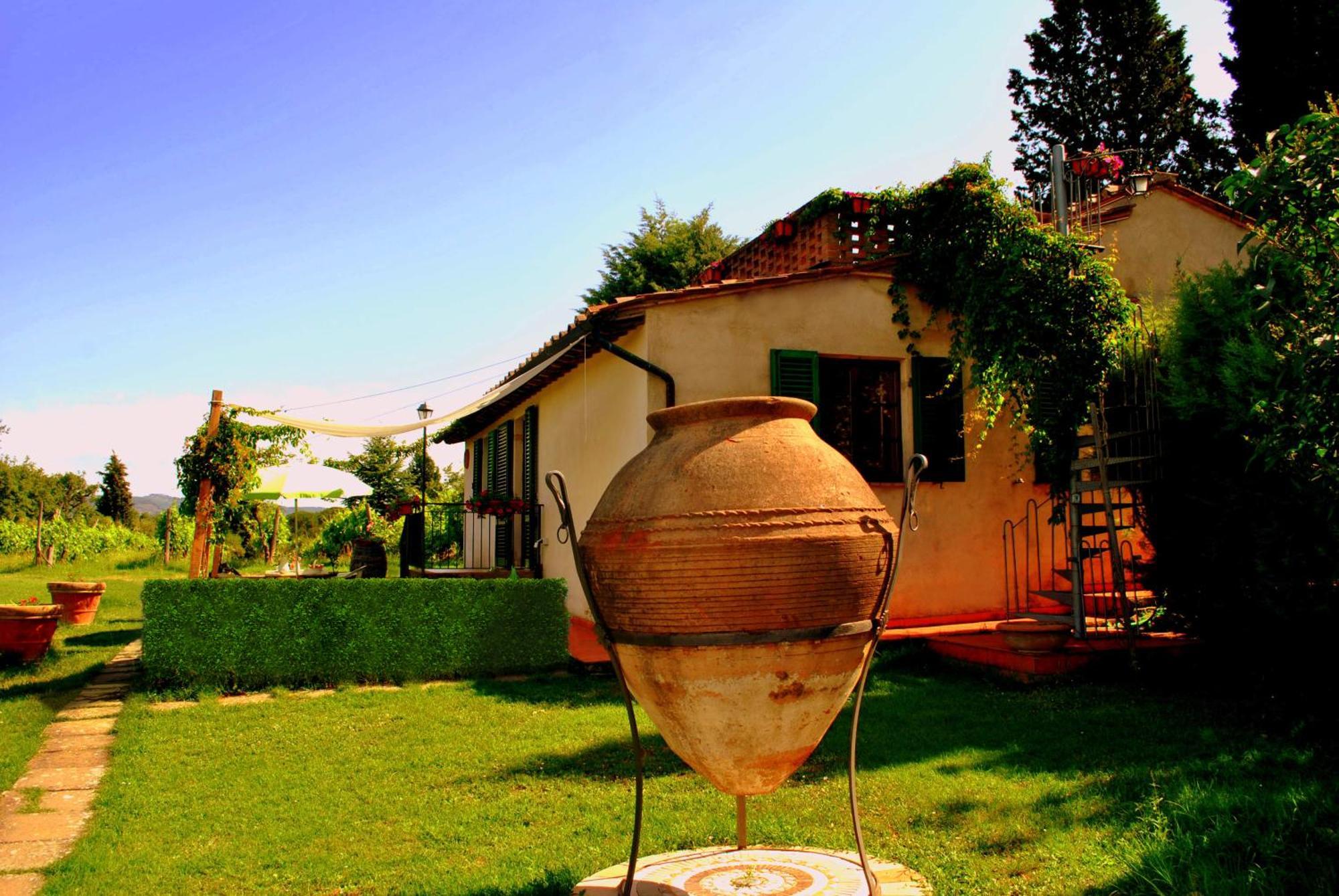Agriturismo La Nicchia Castelnuovo Berardenga Exterior photo